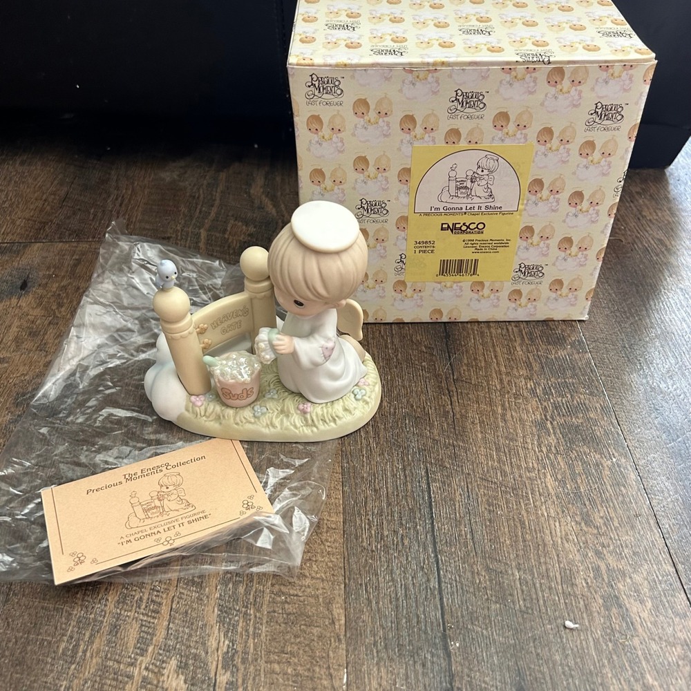 Precious Moments I'm Gonna Let It Shine Angel Figurine 349852‎ Chapel Exclusive